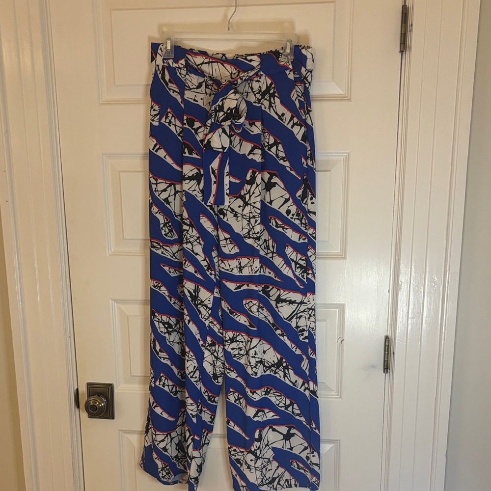 Stylish Blue and Black Wide Leg Pants